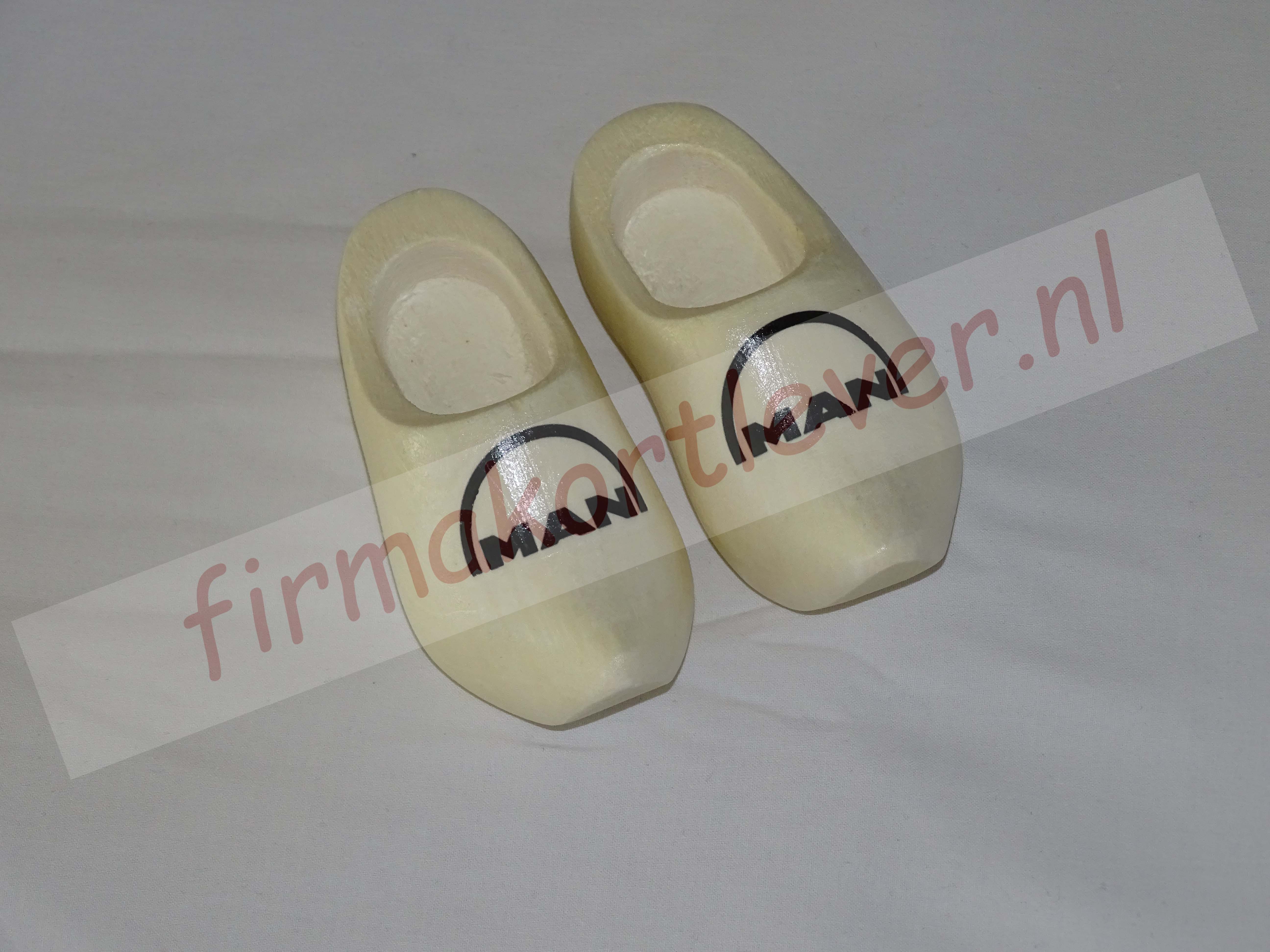 Dashboard klompjes met MAN logo