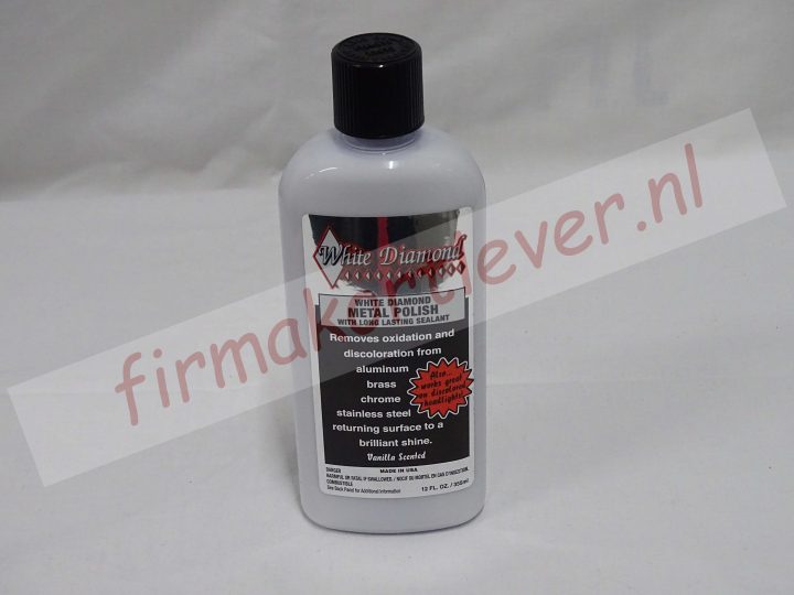 White diamond metal polish