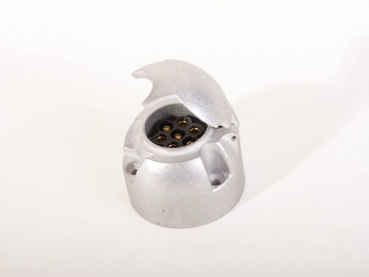 Stekkerdoos 7 polig en 12v