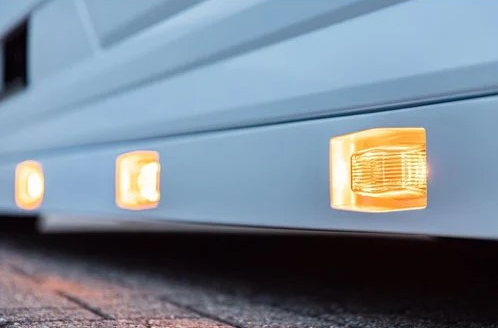 Solar Guard Sideskirt verlenger DAF met 5 dubbelbranders uitsparingen KKT